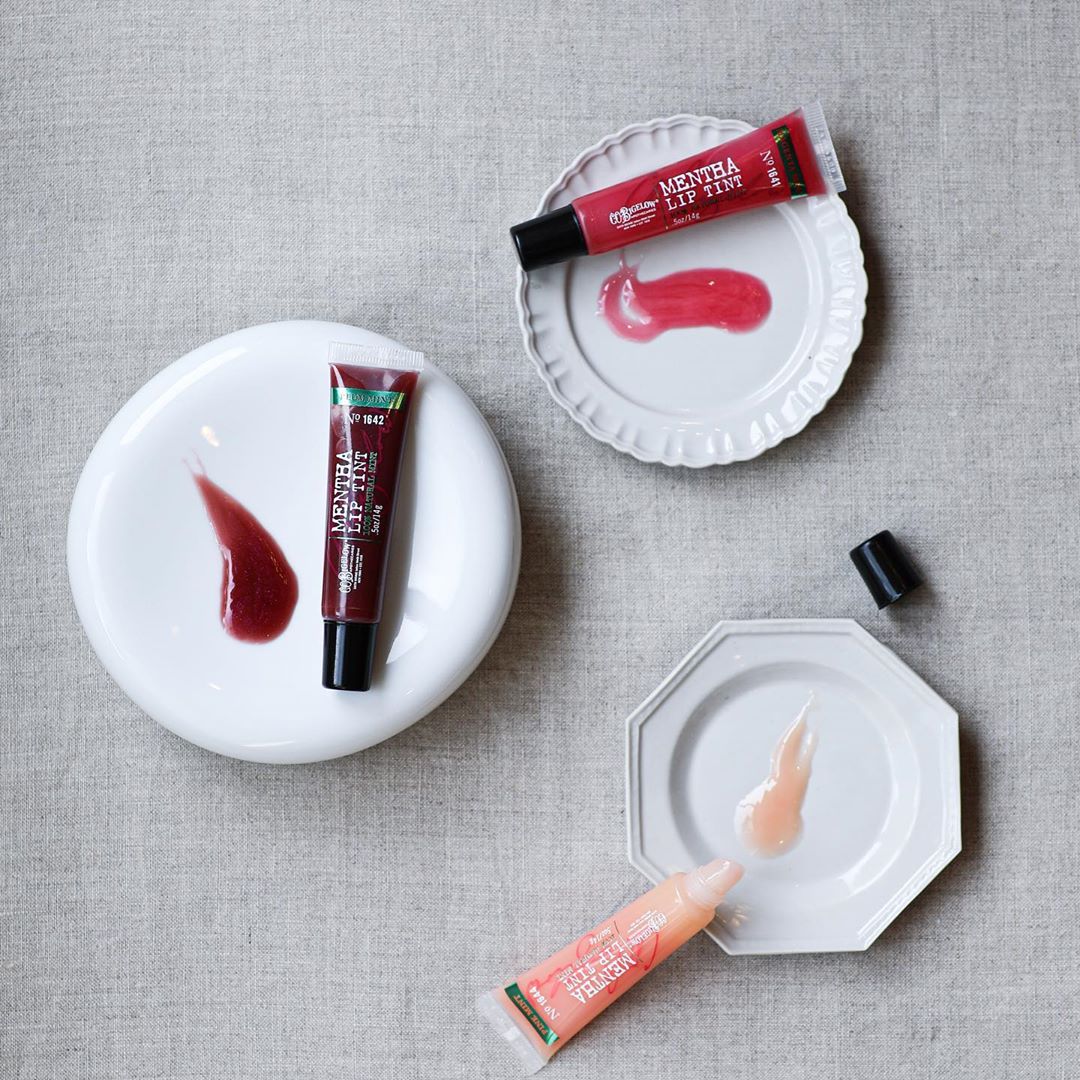 Mentha Lip Tint Magenta Mint No. 1641 C.O. Bigelow Mentha Lip Tint Magenta Mint No. 1641 C.O. Bigelow