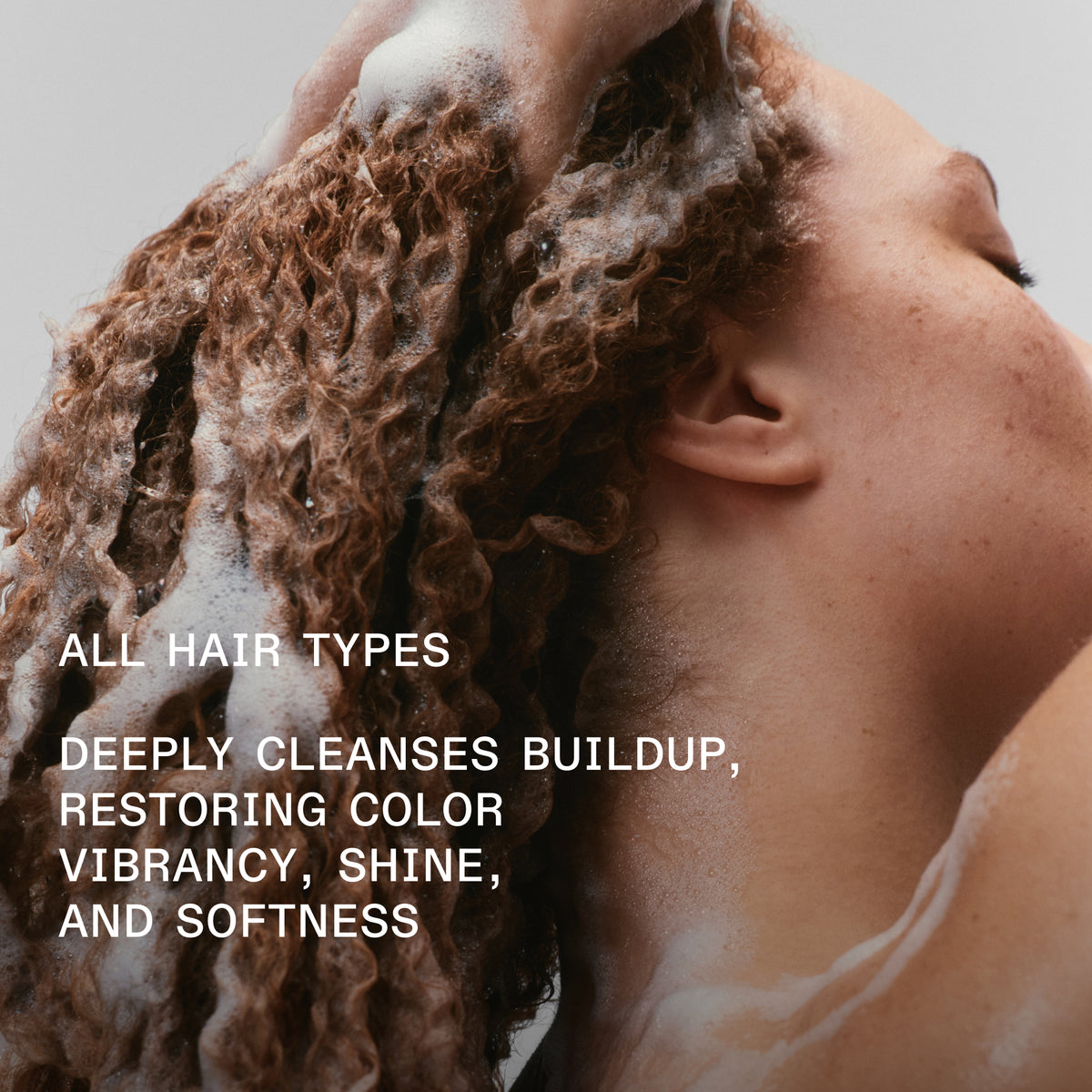 No. 4C Bond Maitenance Clarifying Shampoo