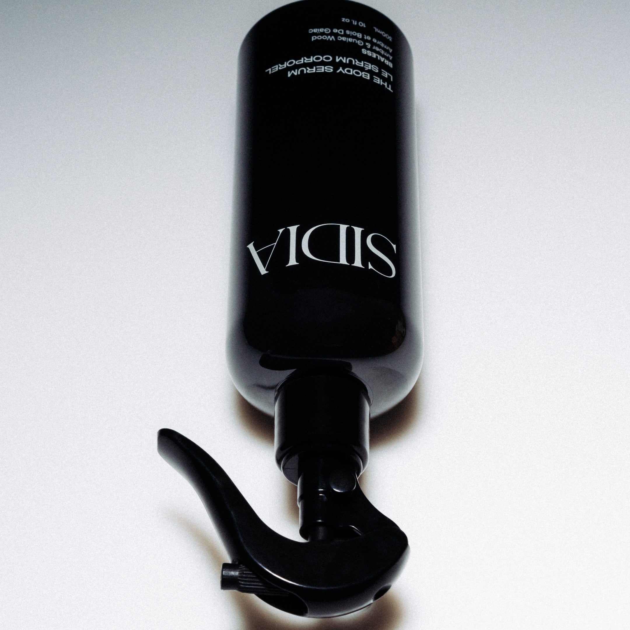 SIDIA The Body Serum on white background