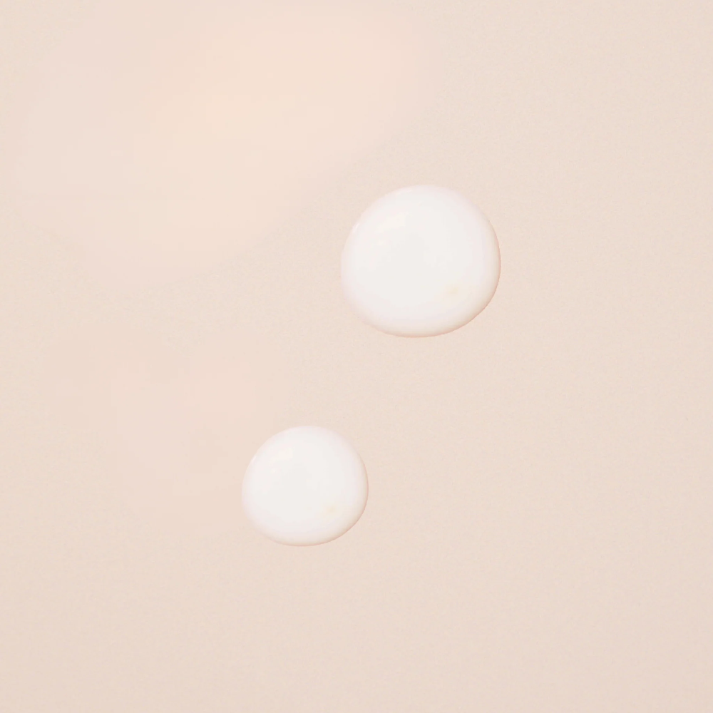 Blossom Essentials Face Cleanser Texture Swatch