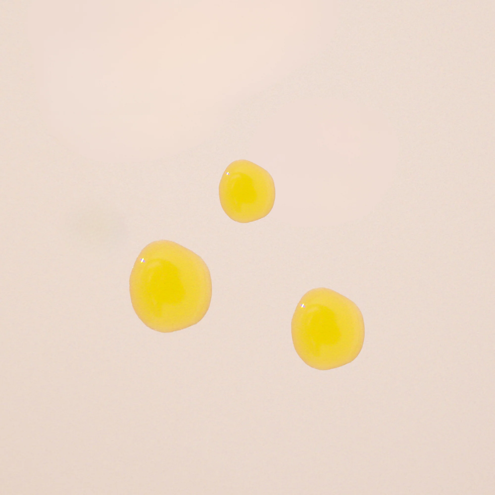 Blossom Essentials Hydration Oil Texture Swatch