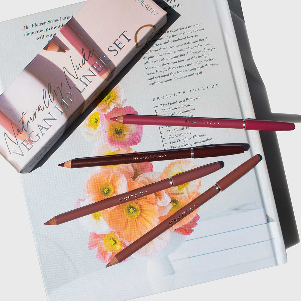 Naturally Nude Lip Liner Set